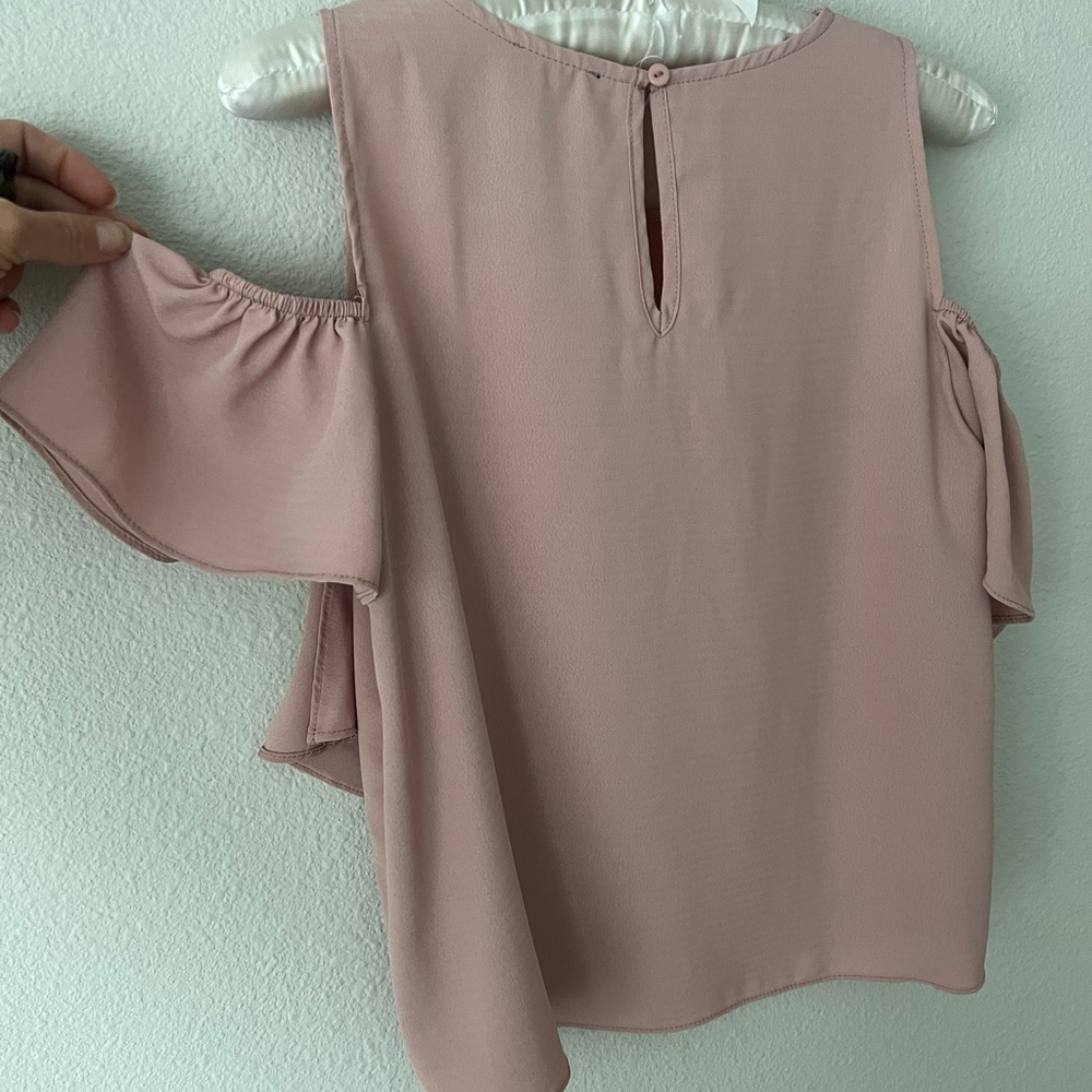 || onTWELTH || COLD SHOULDER || RUFFLE BLOUSE || - Picture 4 of 5